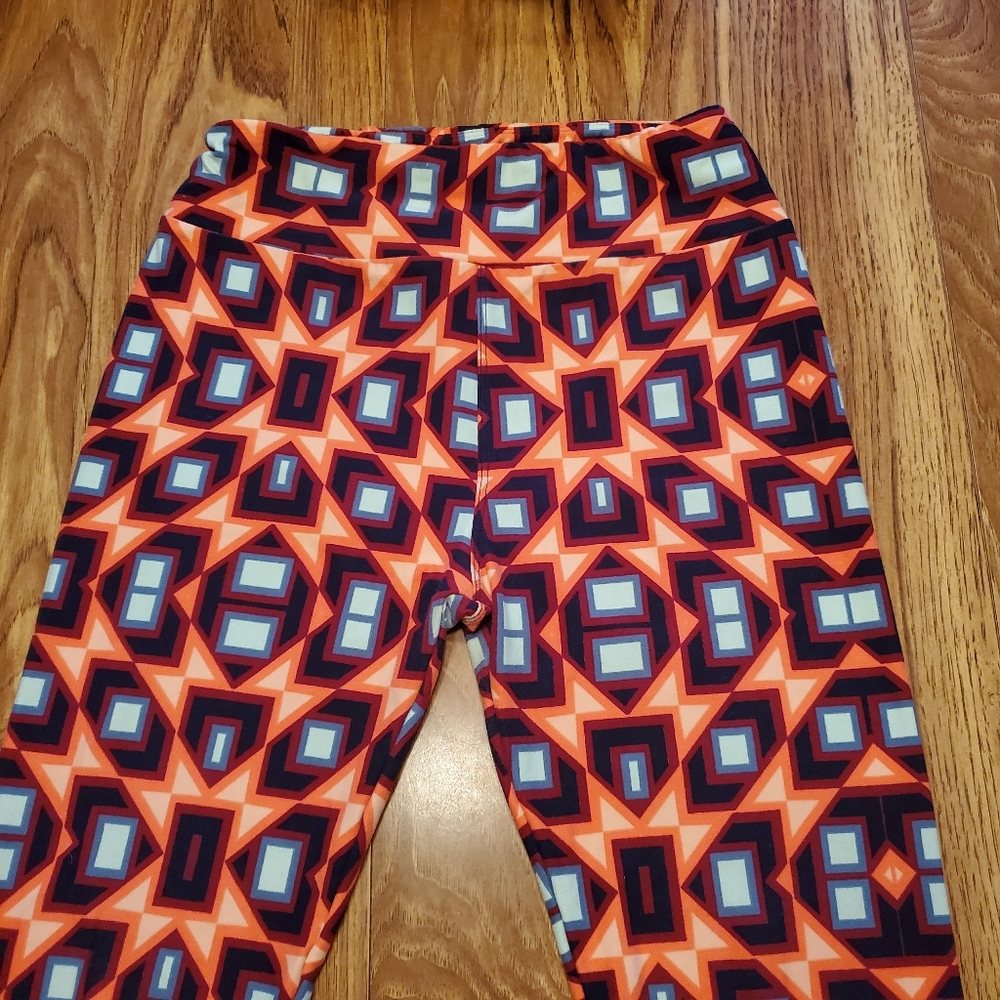 🔵 HP!🎉 LuLaRoe OS Kaleidoscope Leggings One Size - Picture 4 of 6